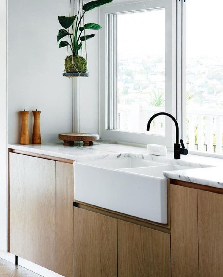 Turner Hastings Novi 85 Fireclay Double Butler Sink Gloss White - Image 2